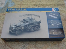 images/productimages/small/Sd.Kfz.232 6 Rad dure doos €54,00 Italeri schaal 1;35 nw..jpg